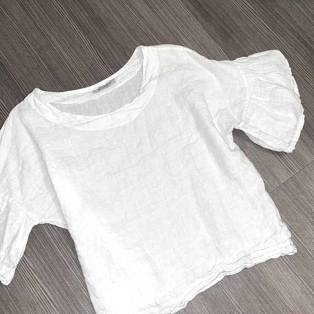 Made in Italy White Linen Bell Sleeve Top